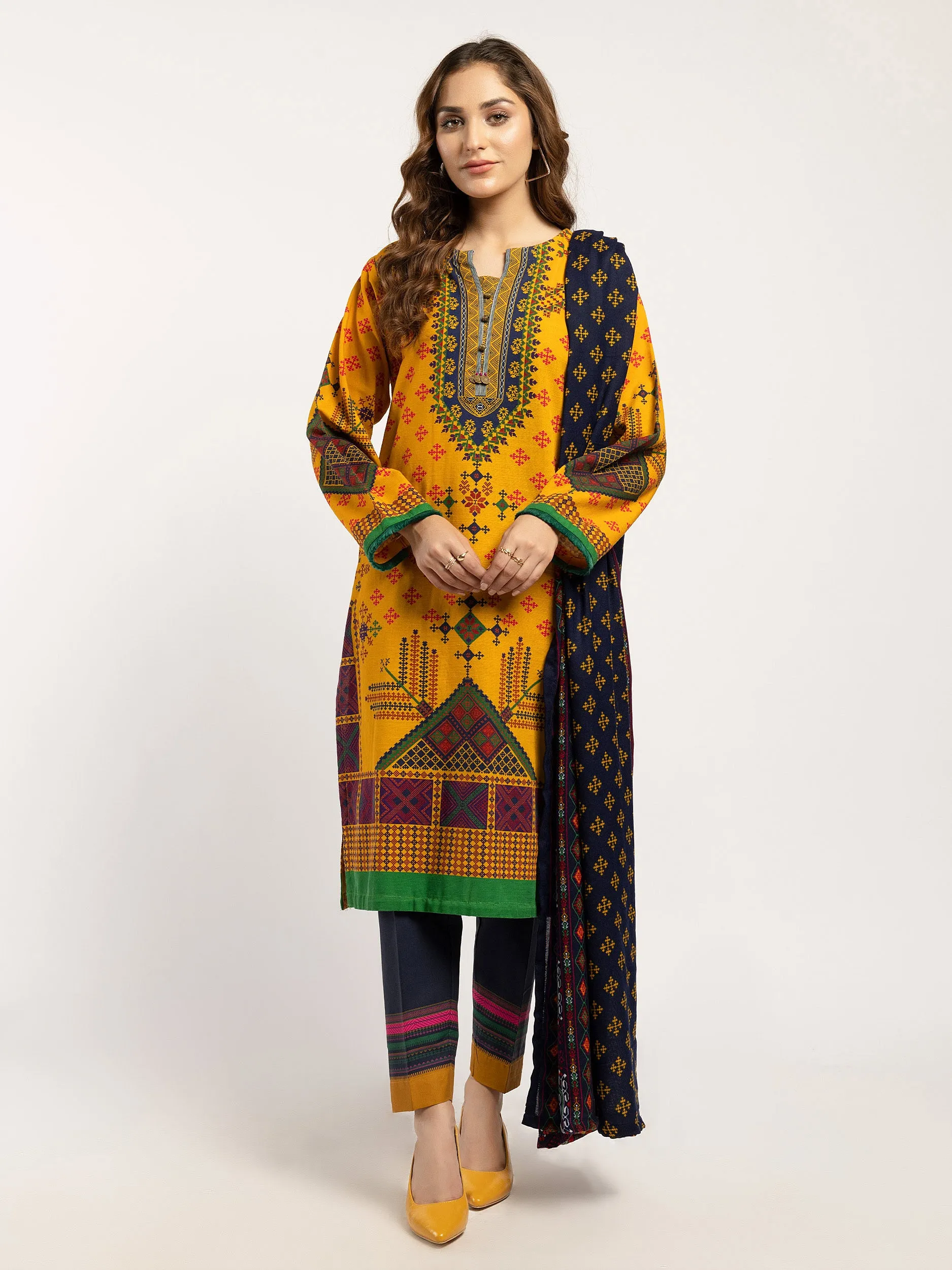 2 Piece Khaddar Suit-Printed (Pret)