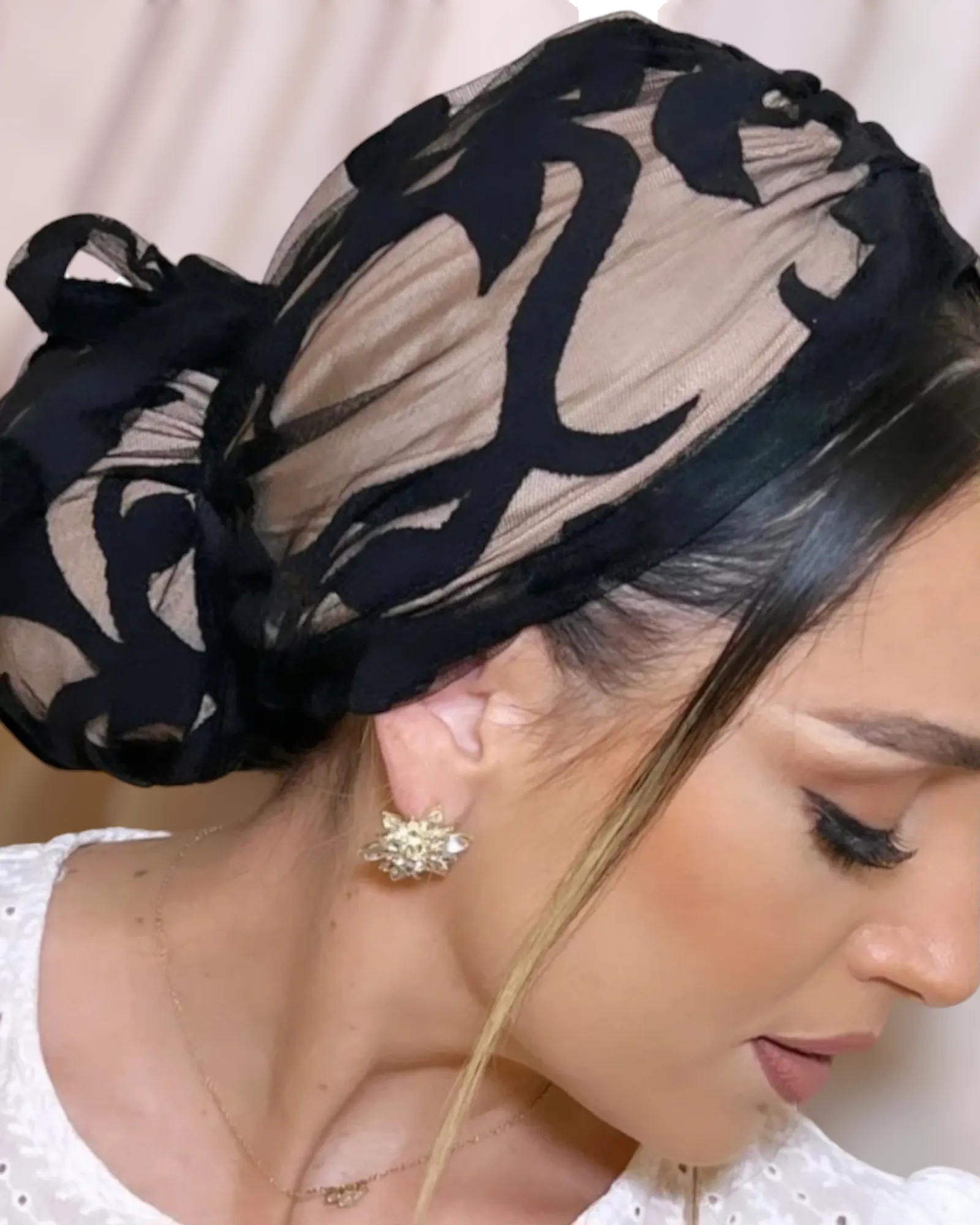 Avigail Lahiani Black Pretied Lace With Nude Turban