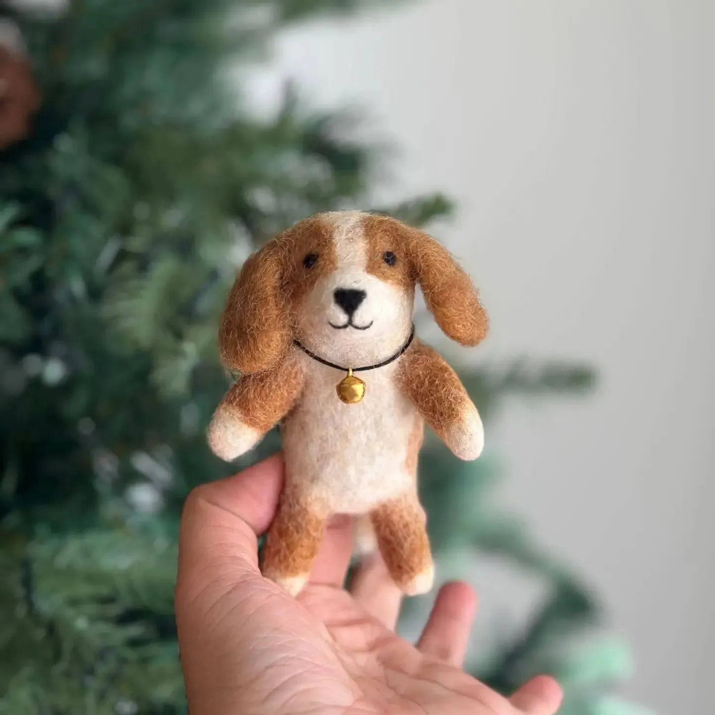 Cavalier King Charles Spaniel Dog Finger Puppet