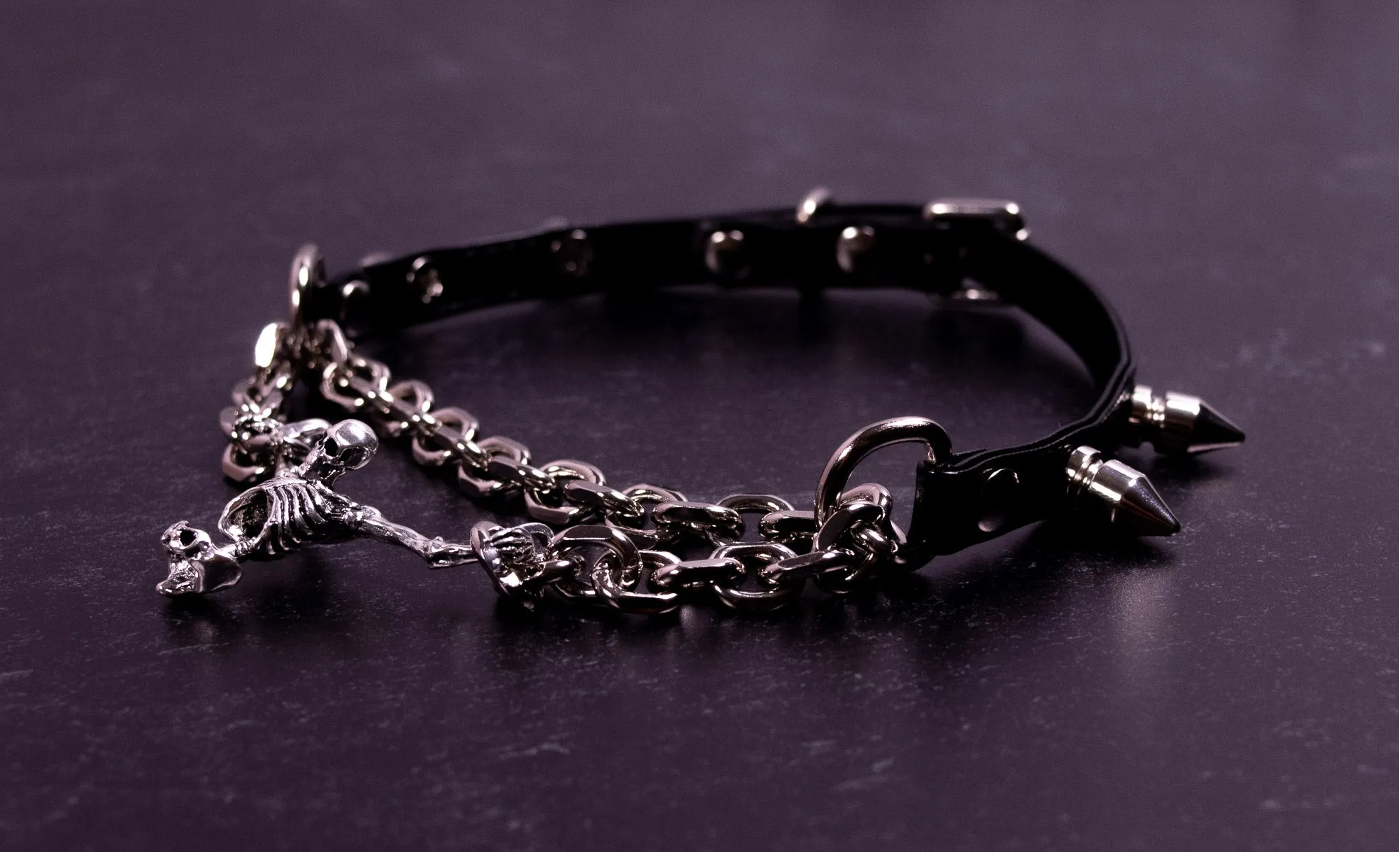 'Chained Up' - 3/8" Black Vegan Leather Martingale Collar