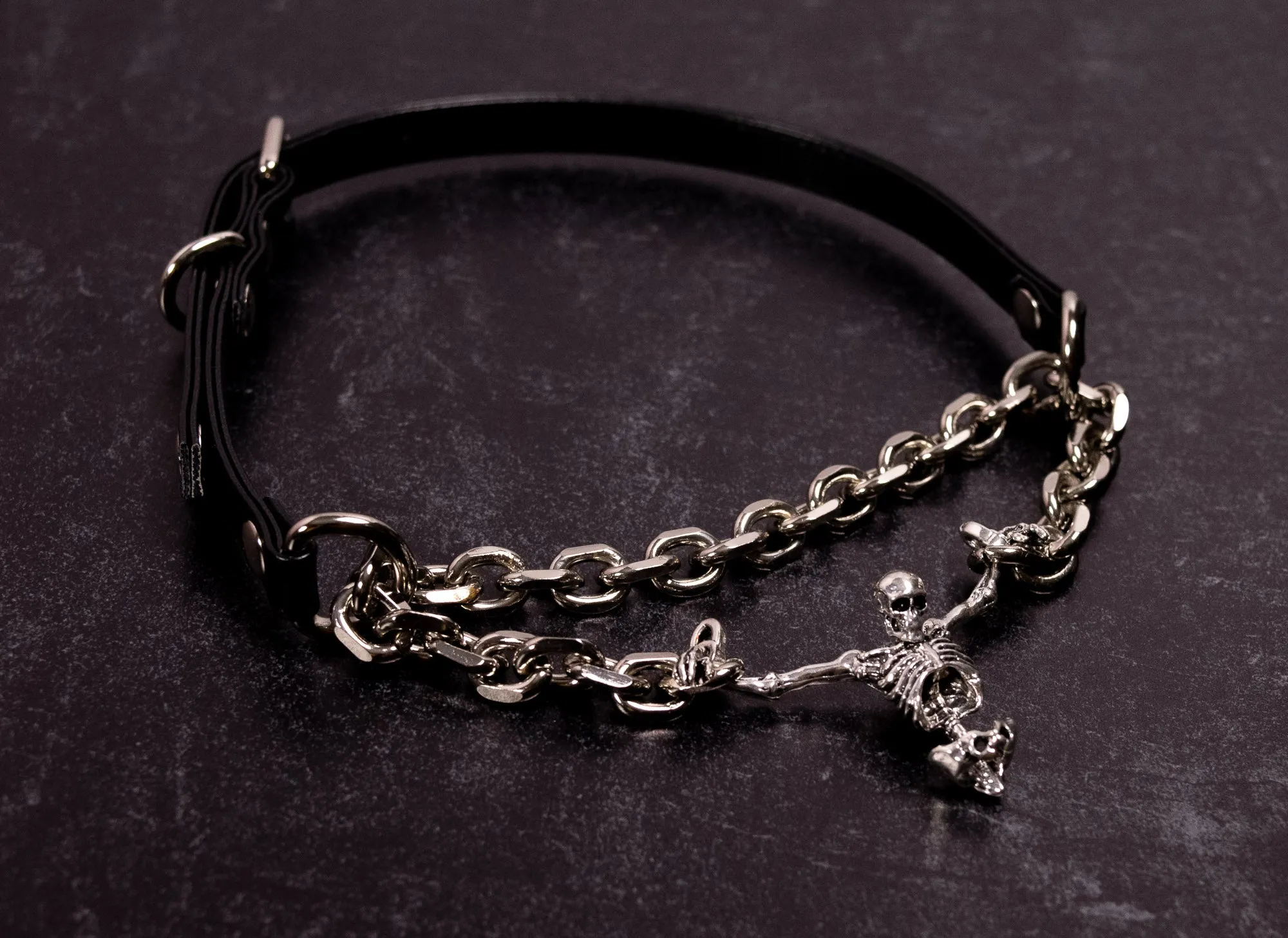 'Chained Up' - 3/8" Black Vegan Leather Martingale Collar