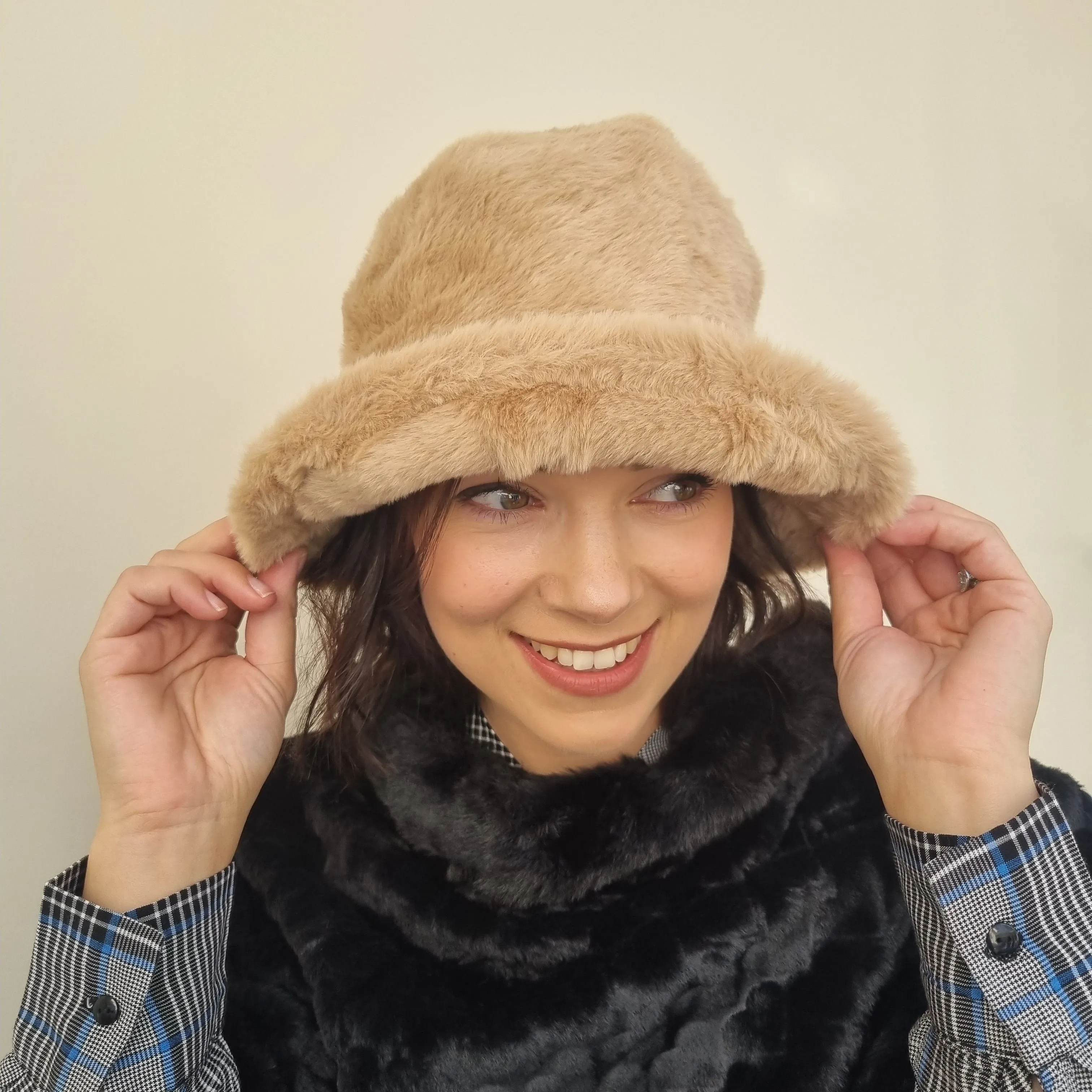 Faux Fur Winter Bucket Hat