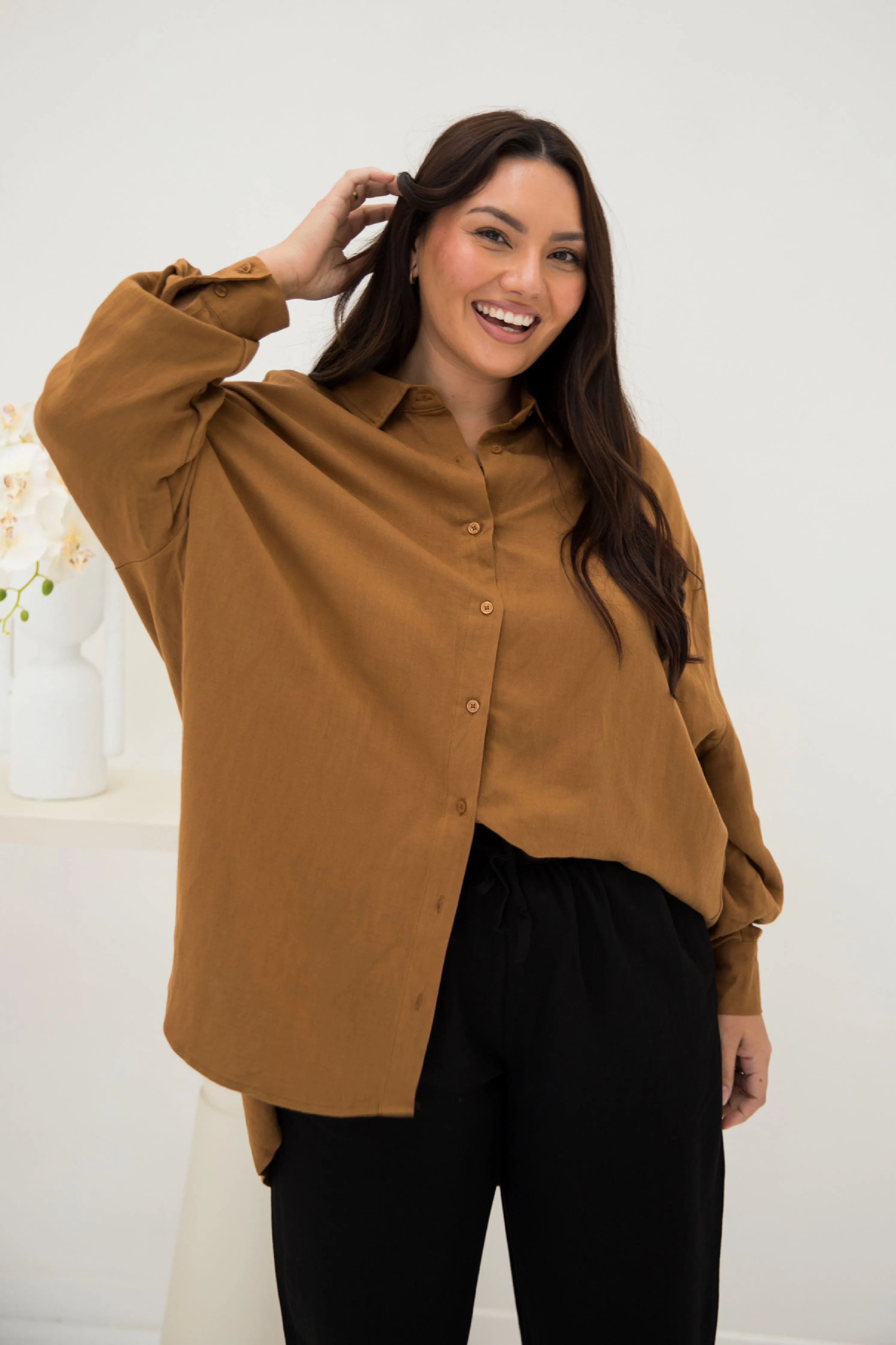 FINAL SALE Amore Shirt in Almond