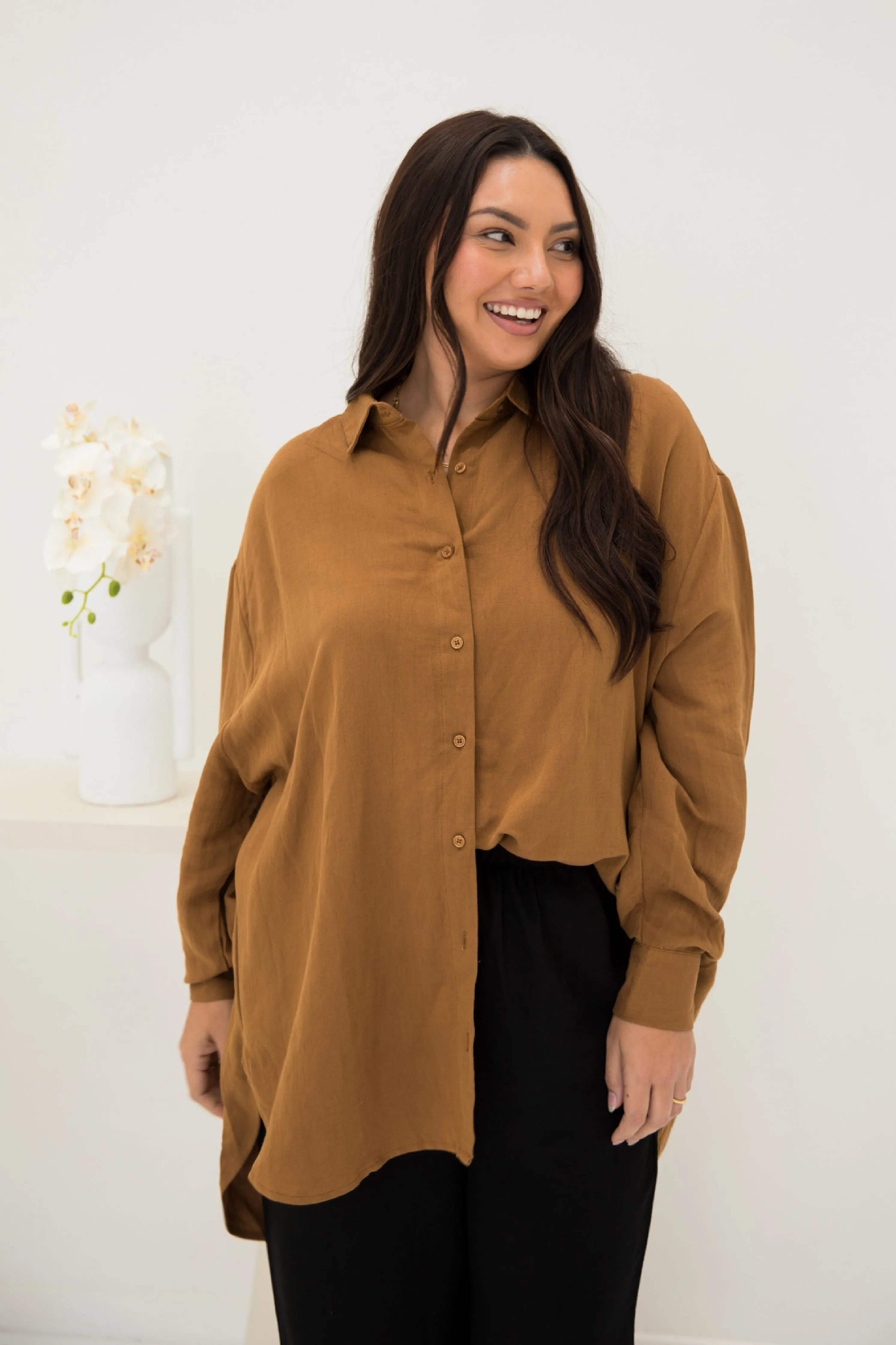 FINAL SALE Amore Shirt in Almond