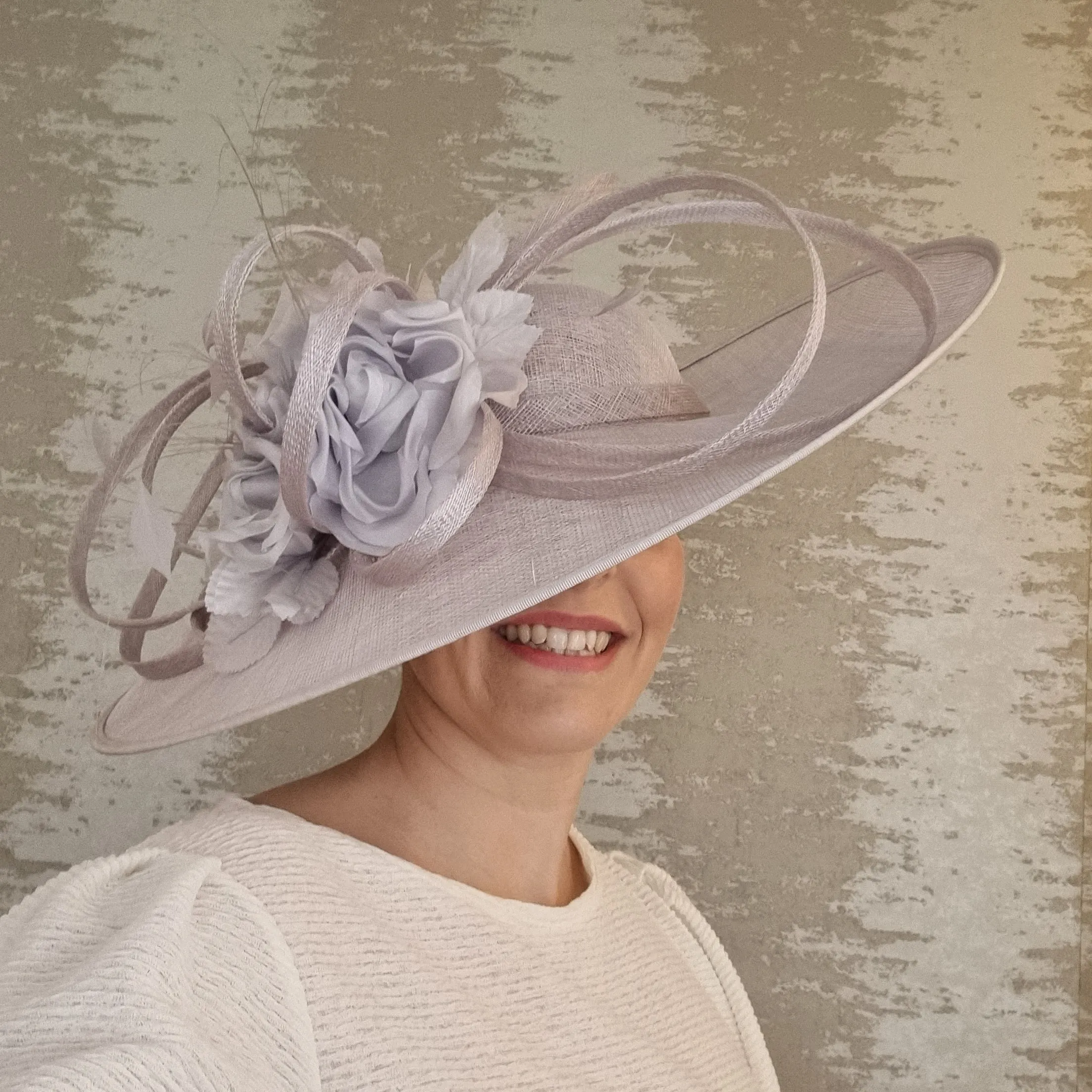 J Bees JB22/258 Large Wedding Hatinator in Pinks