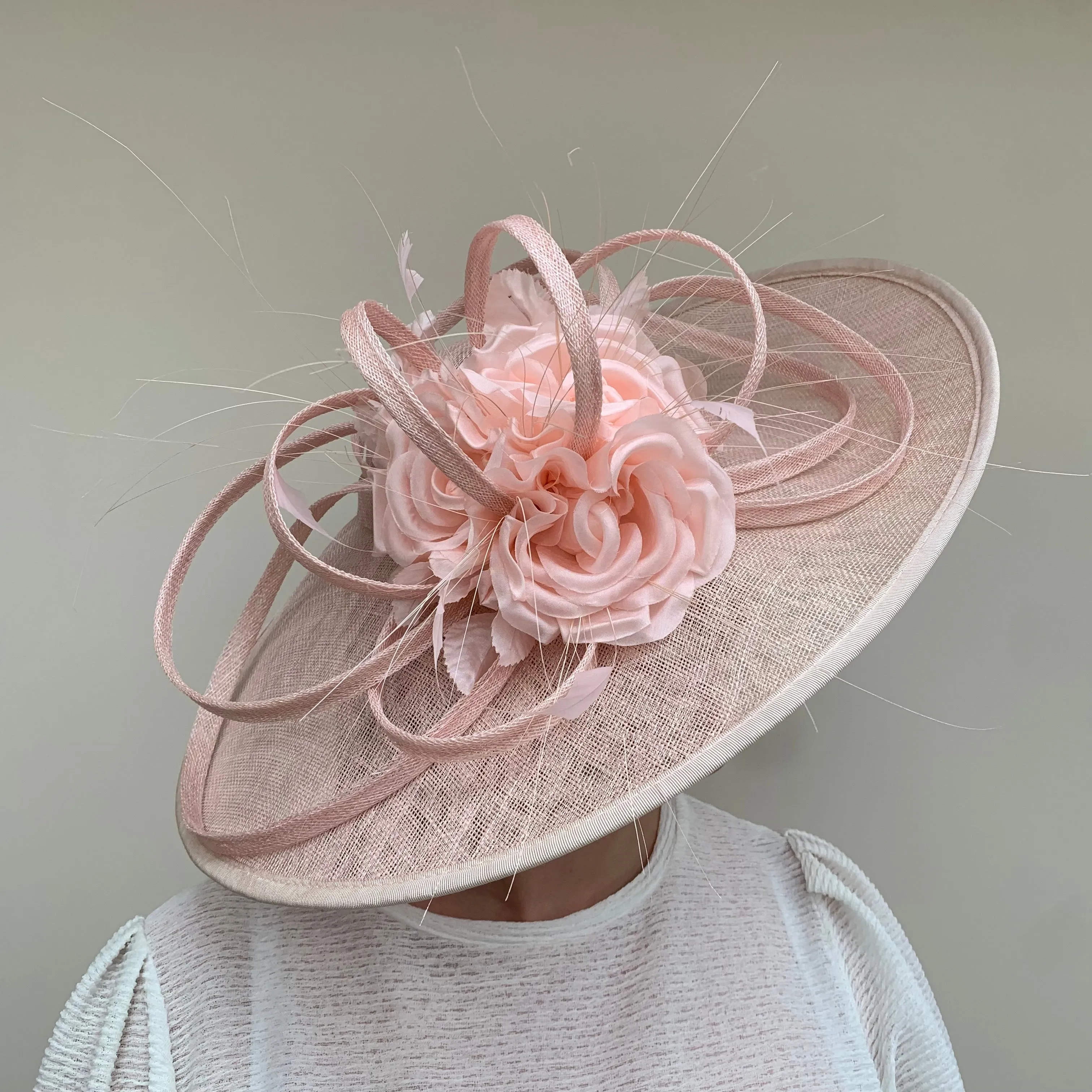 J Bees JB22/258 Large Wedding Hatinator in Pinks