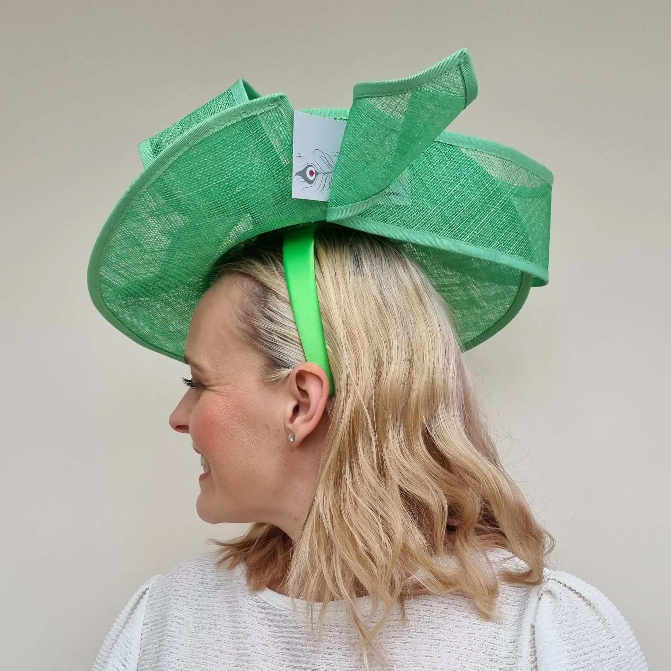 JB24/32 Twist Bow Hatinator In Greens