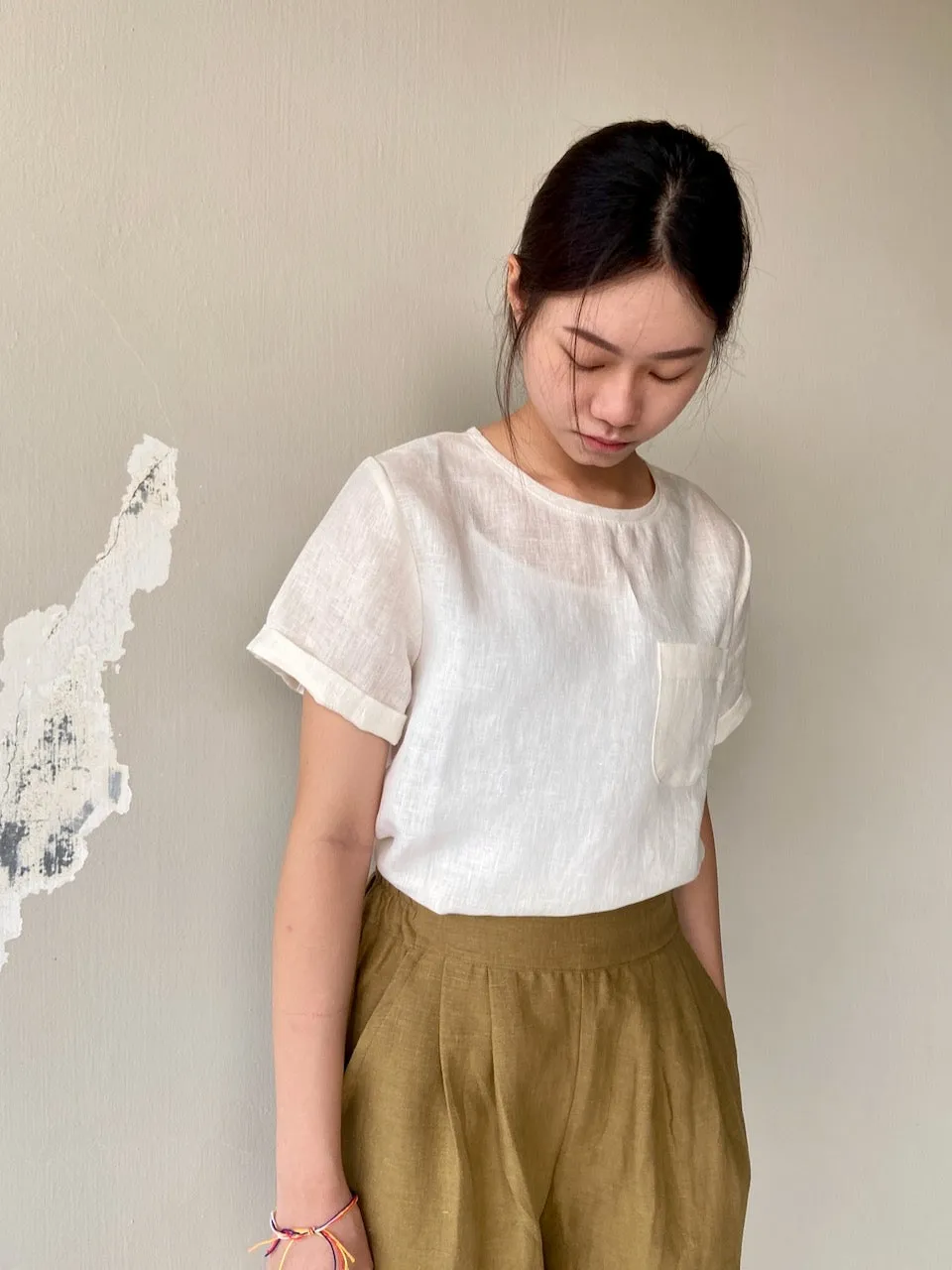 Linen Short Sleeve Top with Pocket in White