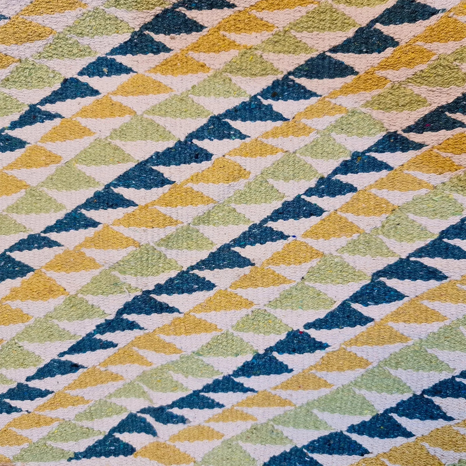 Multicolour Triangle Pattern Cotton Rug