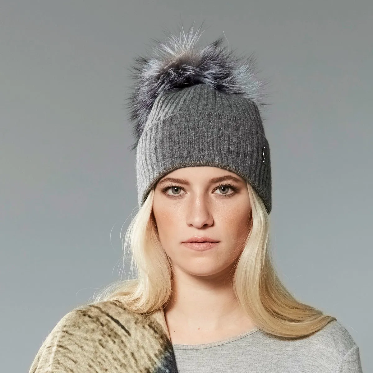 RECYCLED CASHMERE BEANIE WITH UPCYCLED FUR POM