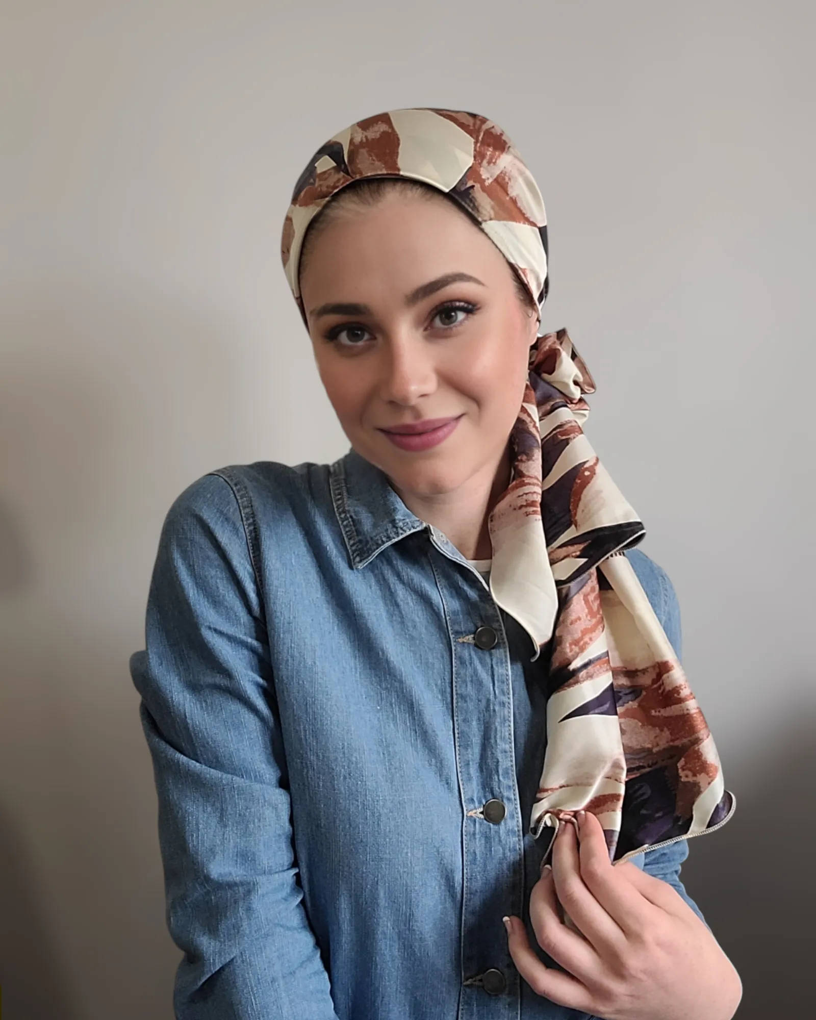 Rinati Lakel Neutral Printed Long Scarf with Scrunchie